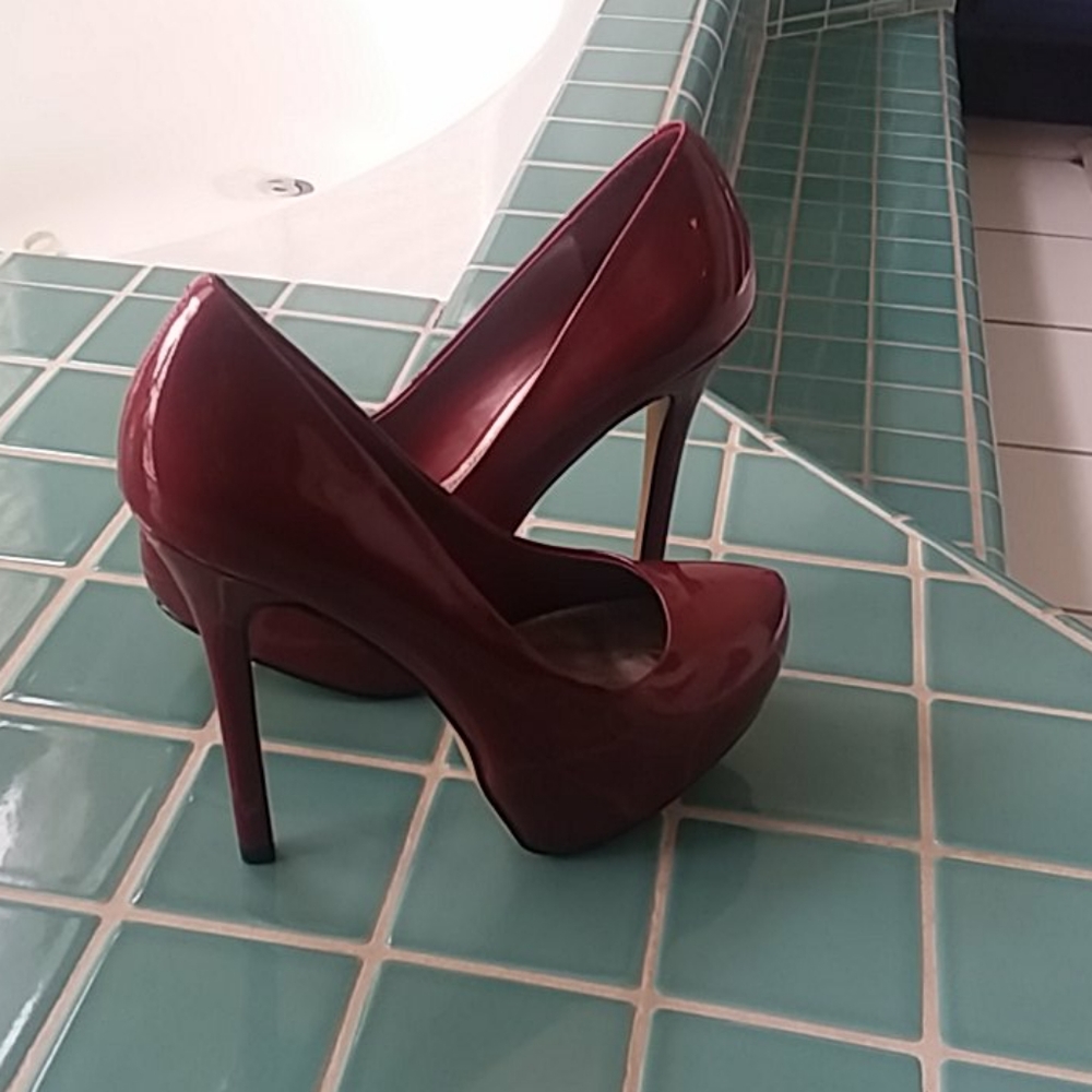 Steve Madden pumps